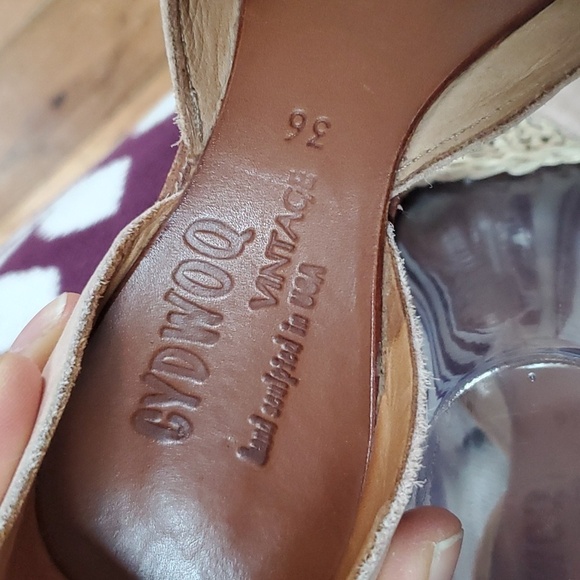 CYDWOQ Callisto vintage ankle strap flats - Picture 11 of 14